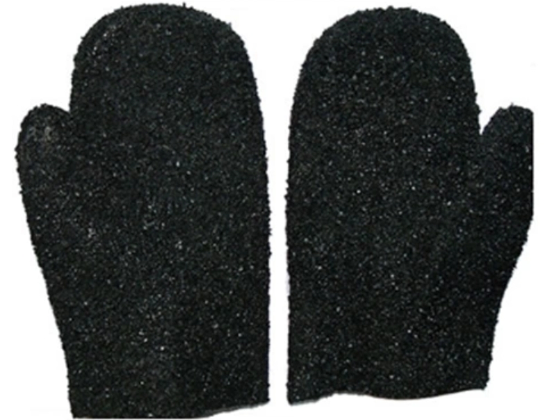 Рукавица с точками из черного ПВХ