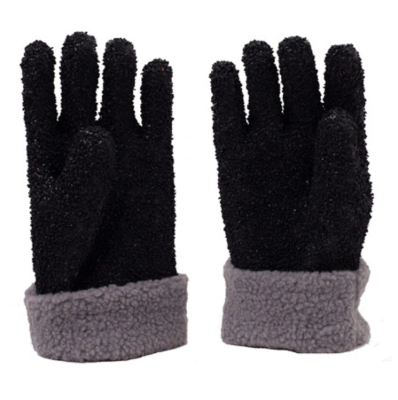 Черные перчатки из ПВХ с точками